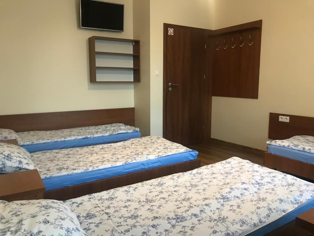 Anna Noclegi Raszyn Bagian luar foto