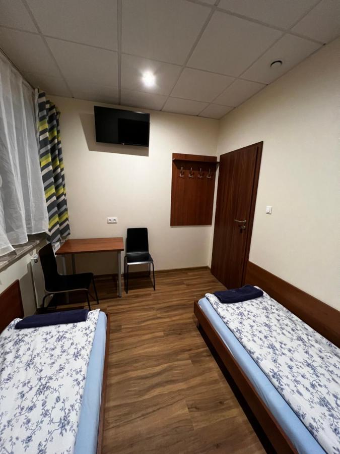 Anna Noclegi Raszyn Bagian luar foto